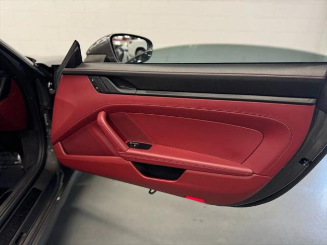2022 Porsche 911 Carrera 4 GTS Cabriolet