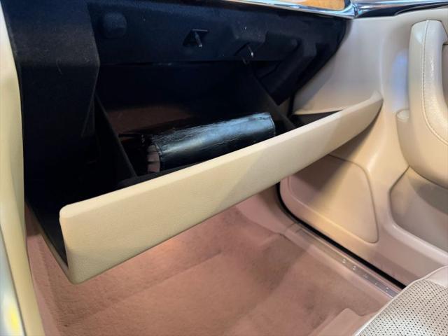 2009 Lincoln MKS Base