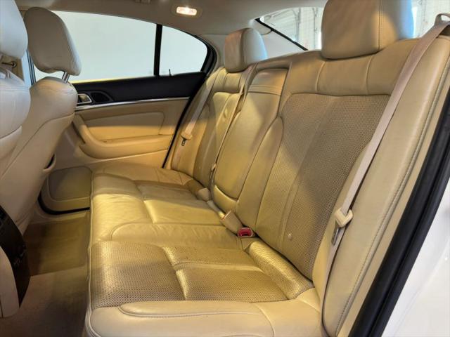 2009 Lincoln MKS Base