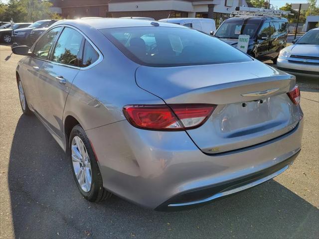 2015 Chrysler 200 Limited
