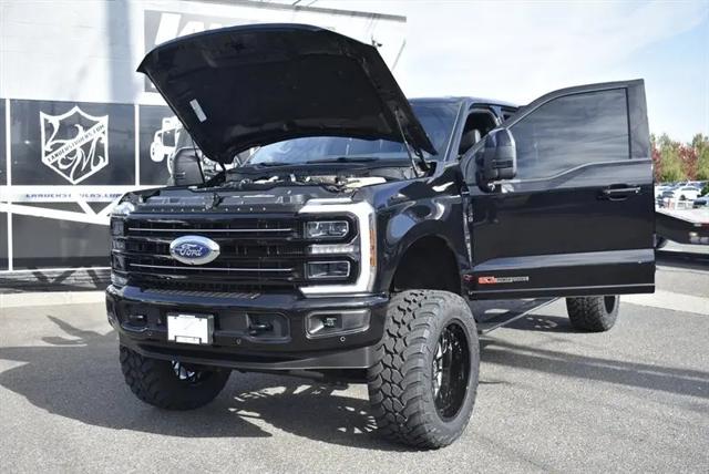 2025 Ford F-250 Platinum