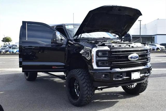 2025 Ford F-250 Platinum
