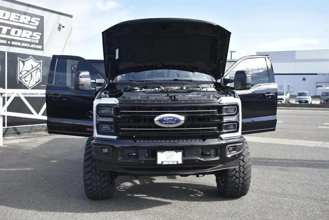 2025 Ford F-250 Platinum