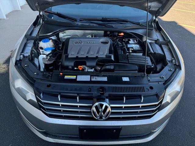 2013 Volkswagen Passat 2.0L TDI SEL Premium
