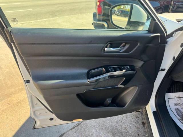 2022 Nissan Pathfinder SV 2WD