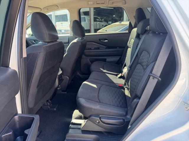 2022 Nissan Pathfinder SV 2WD
