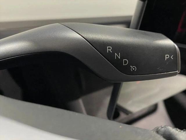 2022 Tesla Model 3 Rear-Wheel Drive