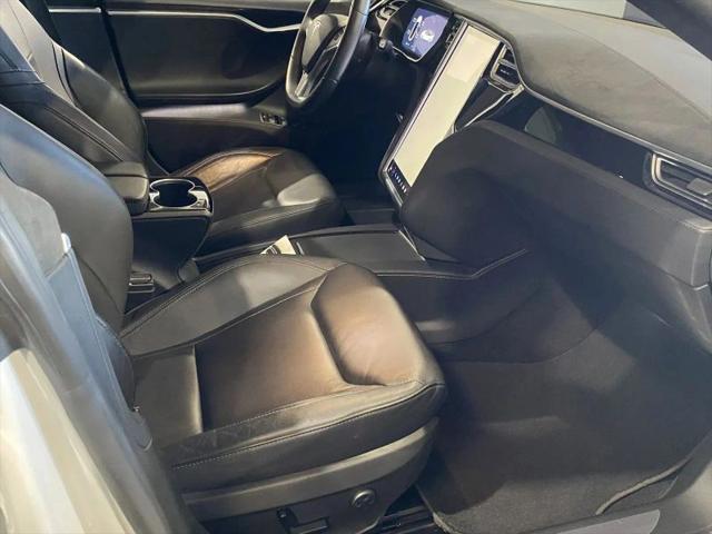 2016 Tesla Model S 70D