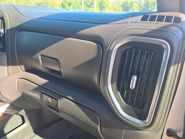 2022 Chevrolet Silverado 1500 4WD Crew Cab Short Bed RST
