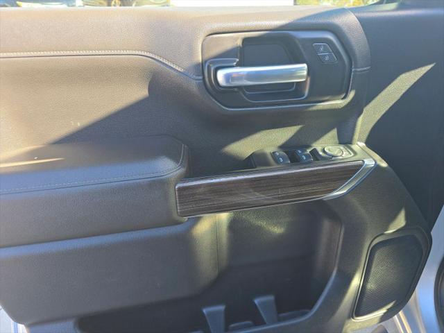 2022 Chevrolet Silverado 1500 4WD Crew Cab Short Bed RST