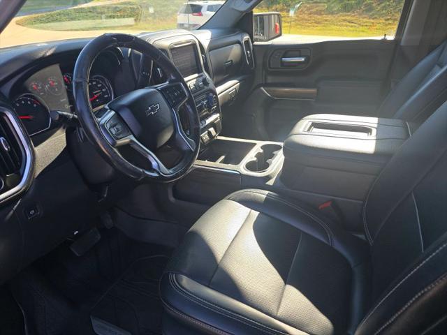 2022 Chevrolet Silverado 1500 4WD Crew Cab Short Bed RST