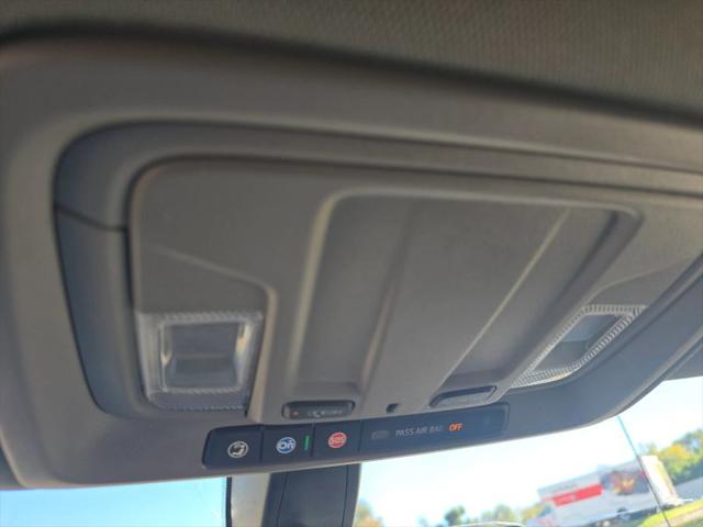 2022 Chevrolet Silverado 1500 4WD Crew Cab Short Bed RST