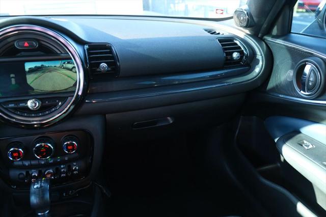 2017 MINI Cooper Clubman Cooper