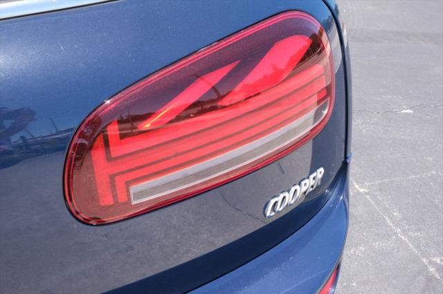 2017 MINI Cooper Clubman Cooper