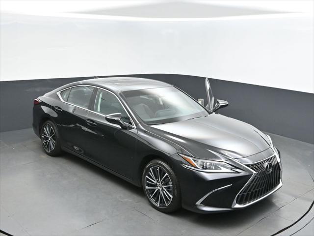 2025 Lexus ES 350's photo