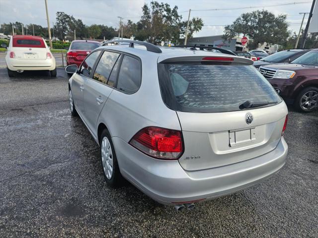2013 Volkswagen Jetta SportWagen 2.5L S