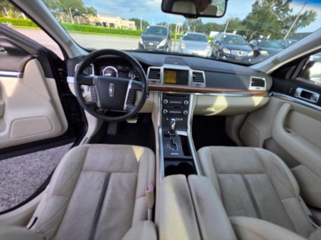 2009 Lincoln MKS Base
