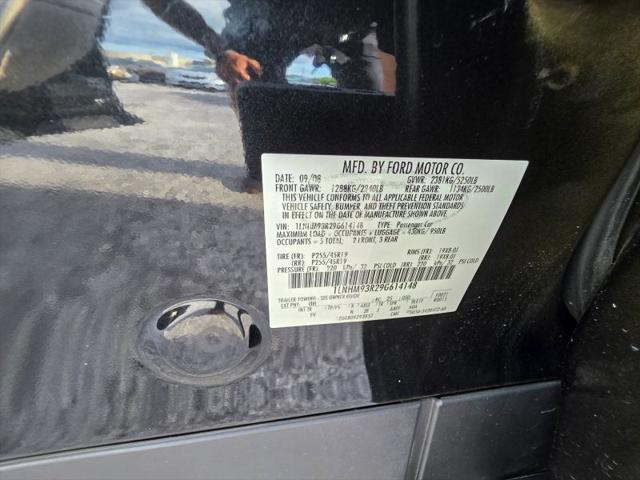 2009 Lincoln MKS Base