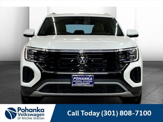 2026 Volkswagen Atlas Cross Sport SE with Technology