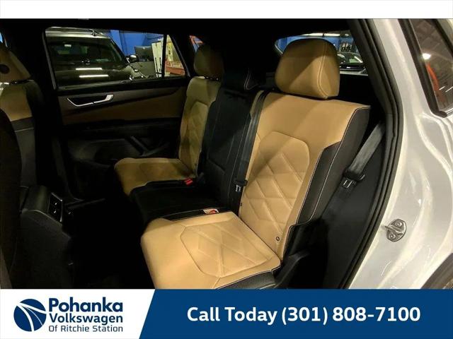 2026 Volkswagen Atlas Cross Sport SE with Technology