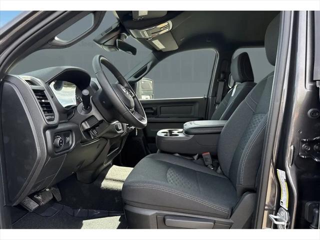 2026 Ram 2500 Black Express Crew Cab 4x4 6'4" Box