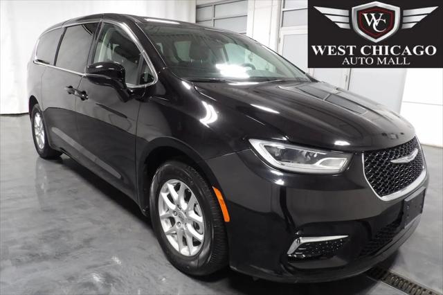 2024 Chrysler Pacifica Hybrid Select for sale in West Chicago, IL