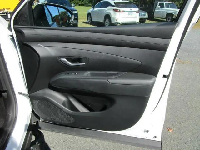 2025 Hyundai Santa Cruz SE