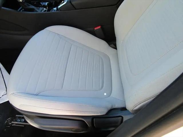 2025 Hyundai Santa Cruz SE