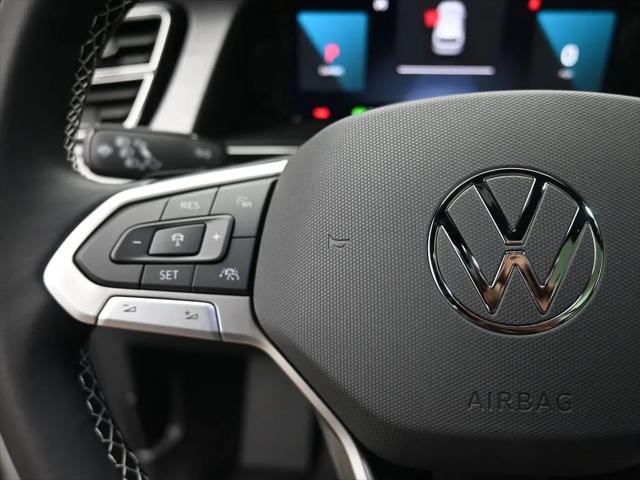 2026 Volkswagen Atlas Cross Sport SE with Technology