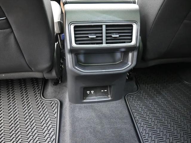 2026 Volkswagen Atlas Cross Sport SE with Technology