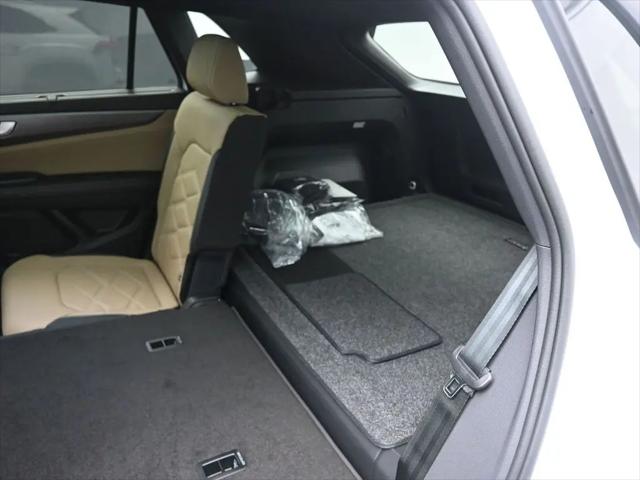 2026 Volkswagen Atlas Cross Sport SE with Technology