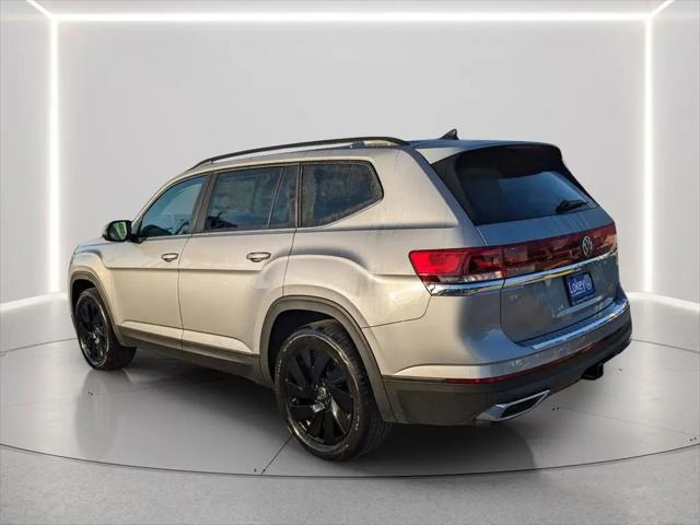 2026 Volkswagen Atlas SE with Technology
