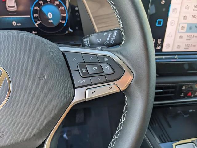 2026 Volkswagen Atlas SE with Technology