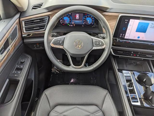 2026 Volkswagen Atlas SE with Technology