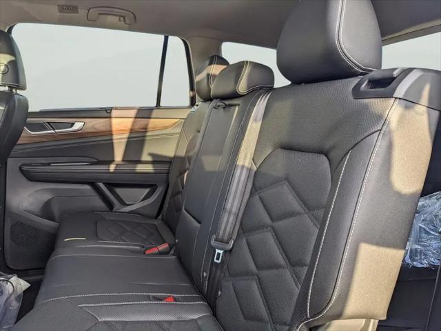 2026 Volkswagen Atlas SE with Technology