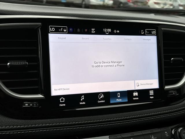 2026 Chrysler Pacifica Select