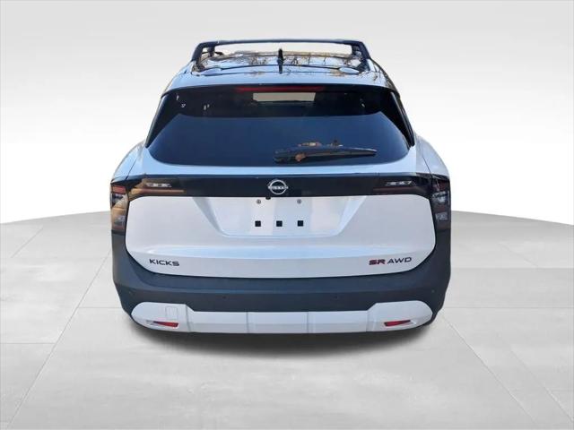 2026 Nissan Kicks SR