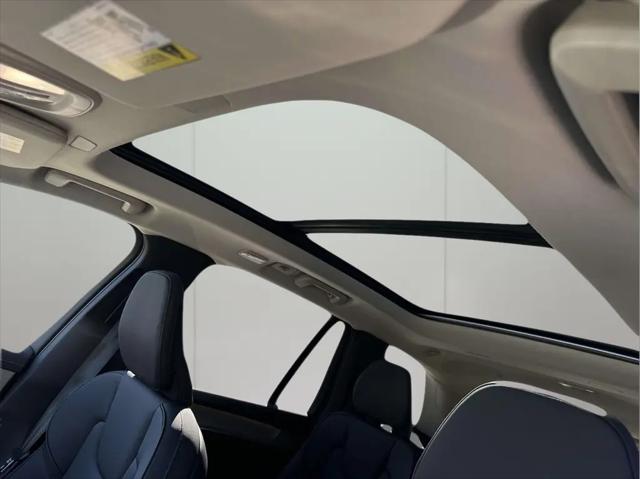 2026 Volvo XC90 Plus, B6 AWD Gas (mild hybrid), Gasoline, Bright, 7 Seats