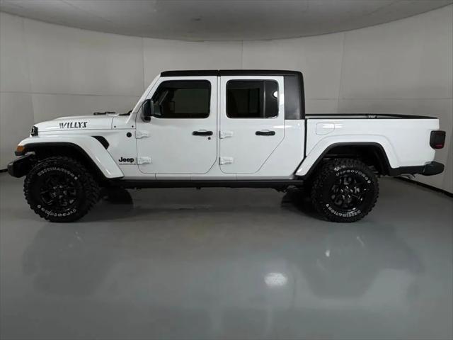 2026 Jeep Gladiator Sport