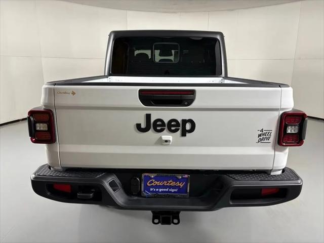 2026 Jeep Gladiator Sport