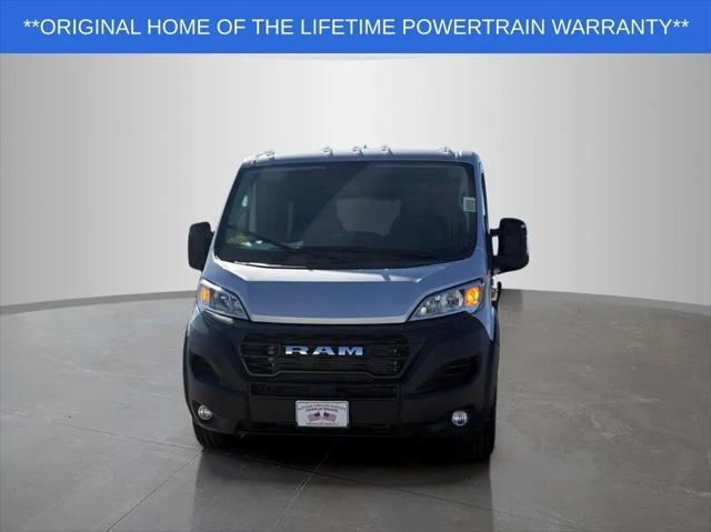 2026 Ram ProMaster Cargo Van Tradesman Low Roof 136" WB w/Pass Seat