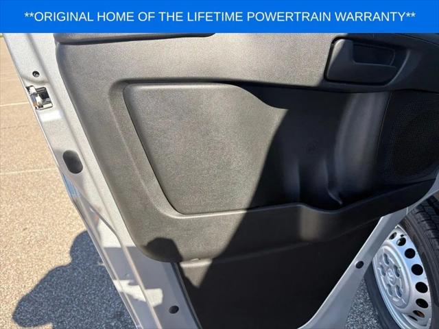 2026 Ram ProMaster Cargo Van Tradesman Low Roof 136" WB w/Pass Seat