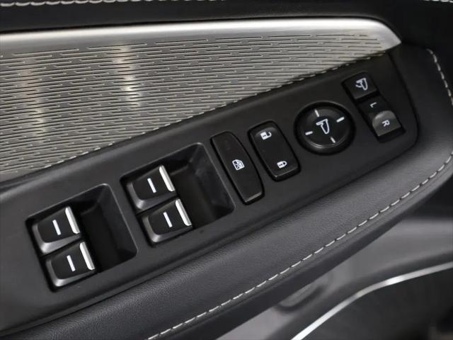 2023 Acura MDX Advance Package