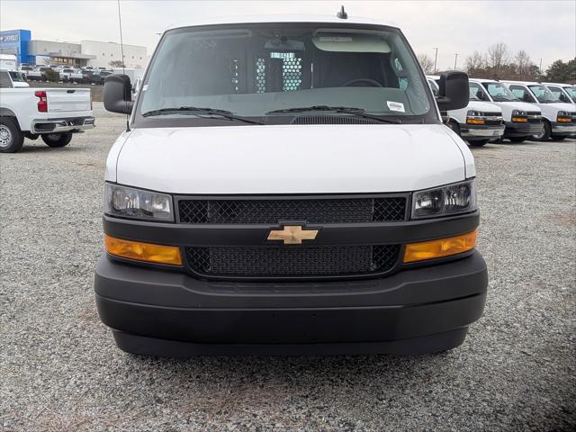 2025 Chevrolet Express Cargo Van RWD 2500 Regular Wheelbase WT