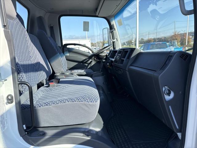 2025 Chevrolet 3500 LCF Gas Unknown