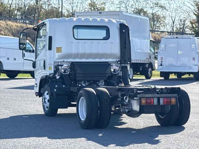 2025 Chevrolet 3500 LCF Gas Unknown