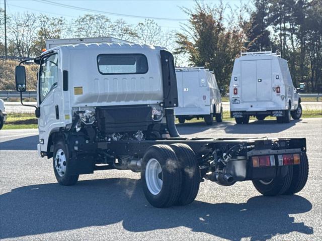 2025 Chevrolet 3500 LCF Gas Unknown