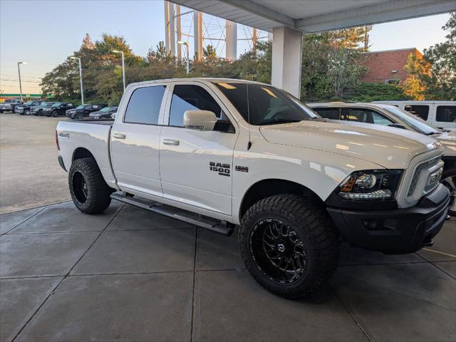 2019 RAM 1500 Classic Warlock Crew Cab 4x4 57 Box 2019 RAM 1500 Classic Warlock Crew Cab 4x4 57 Box
