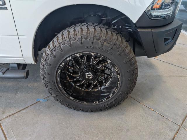 2019 RAM 1500 Classic Warlock Crew Cab 4x4 57 Box 2019 RAM 1500 Classic Warlock Crew Cab 4x4 57 Box