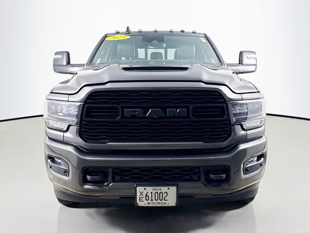 2023 RAM 3500 Limited Mega Cab 4x4 64 Box